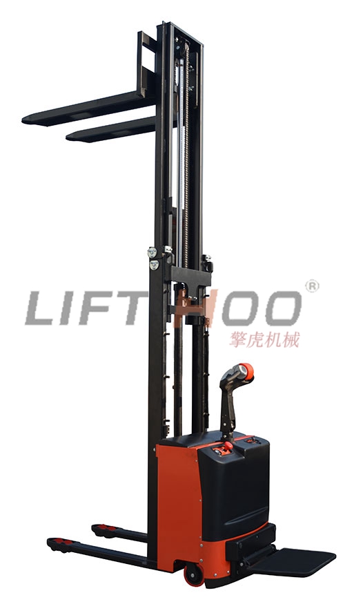 CL系列全電動(dòng)堆高車(chē)（兩節門(mén)架）